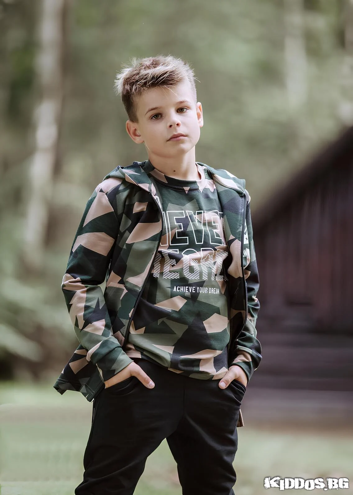 Детско яке с качулка NEVER REGRET маскировъчно