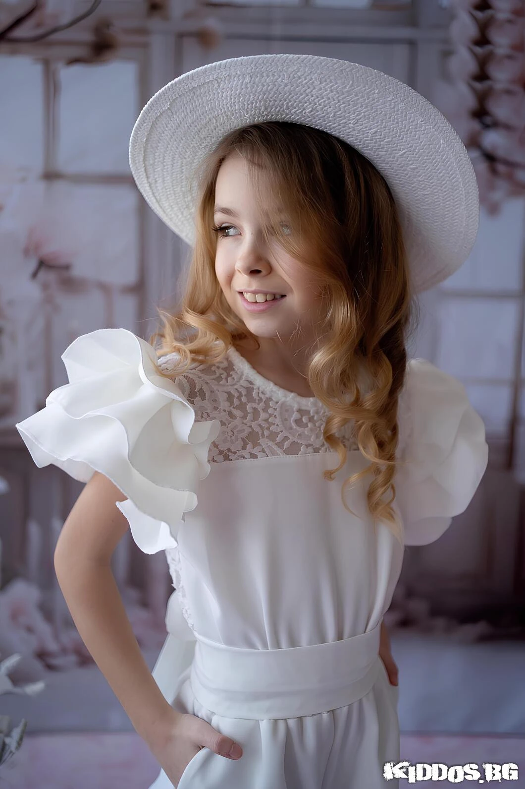 Детски гащеризон FRILLS екрю 4