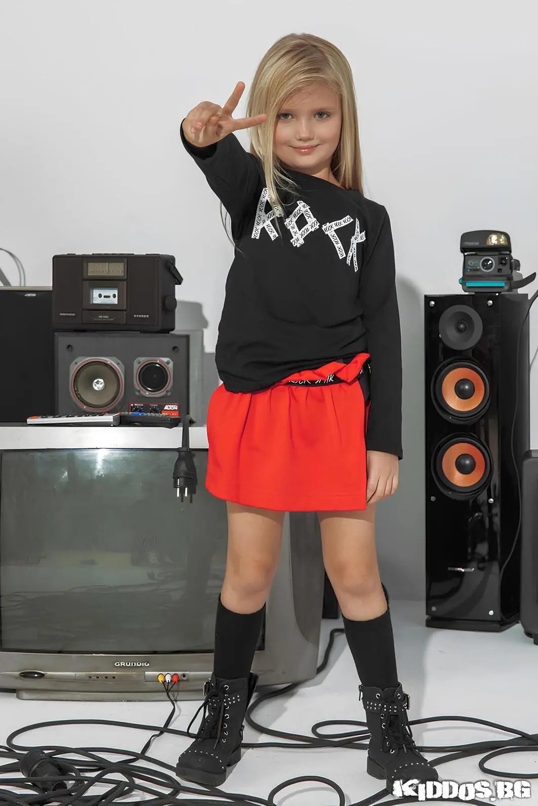 Детска блуза за момичета ROCK черна 4