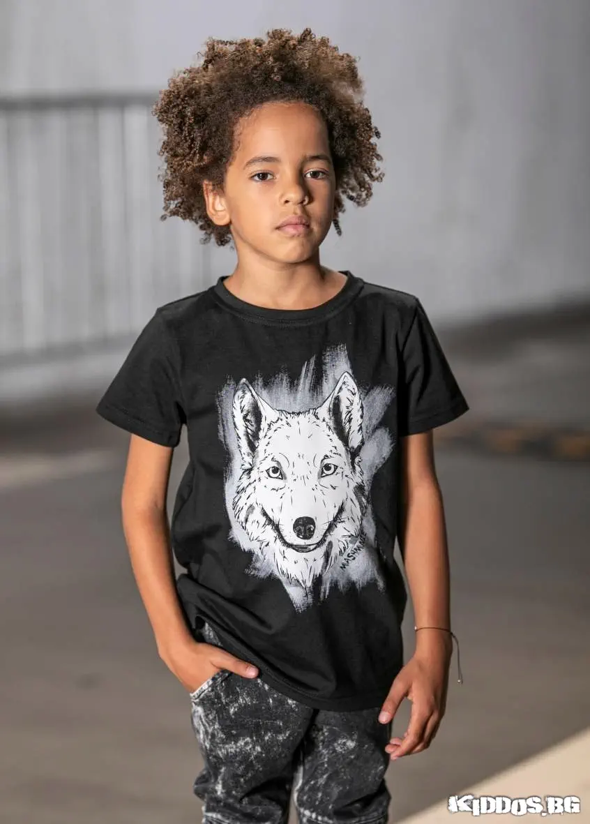 Детска тениска WOLF GAZE черна