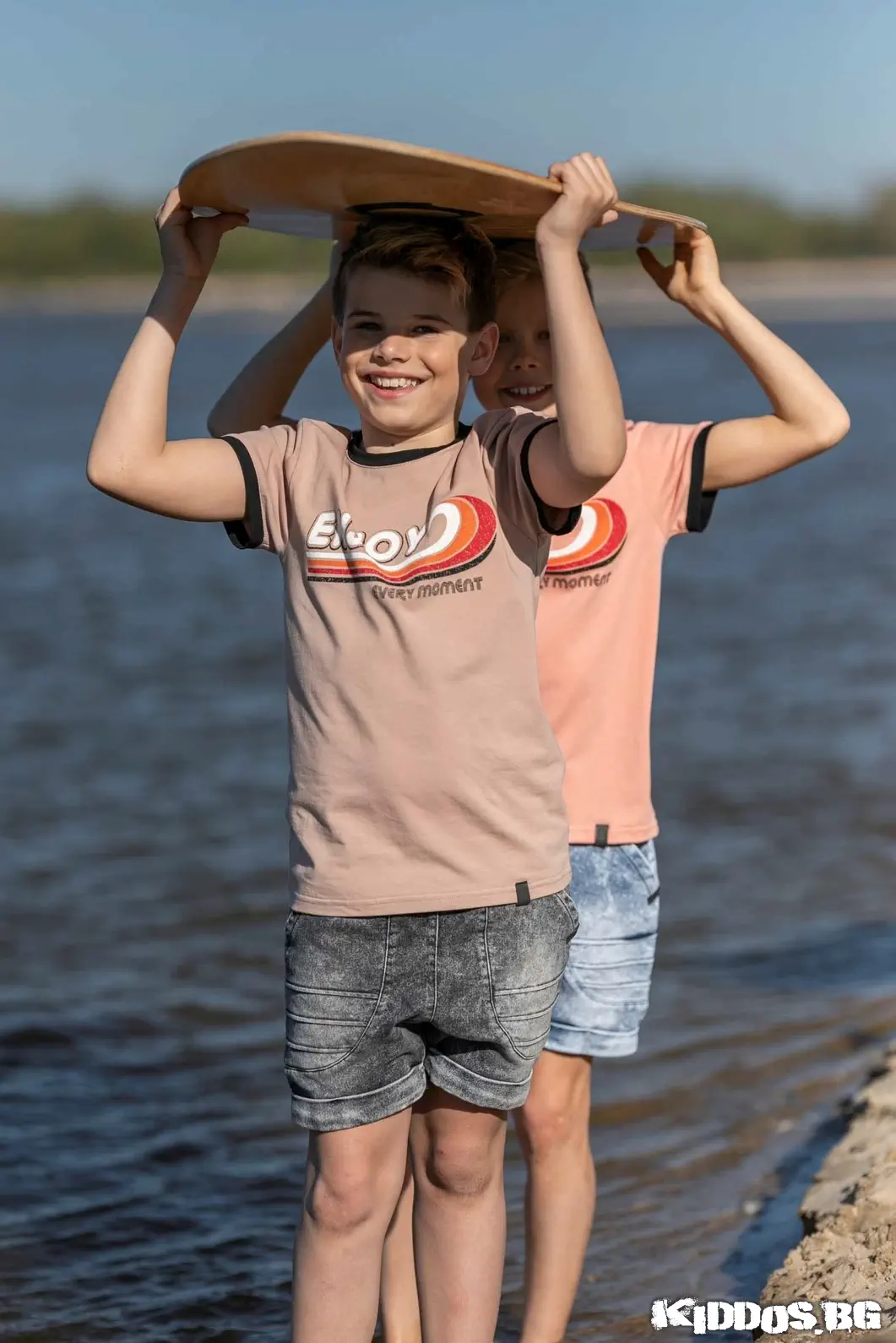 Детска тениска ENJOY бежова